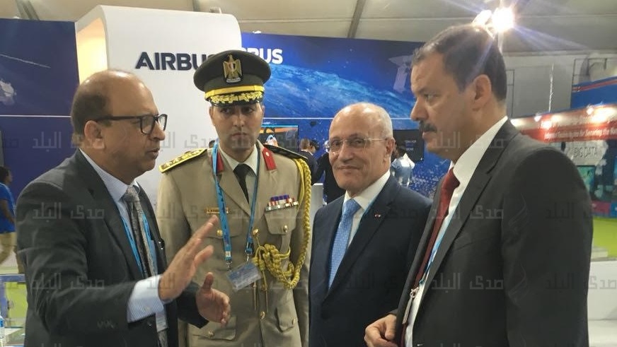 العصار مع رئيس وزراء الهند