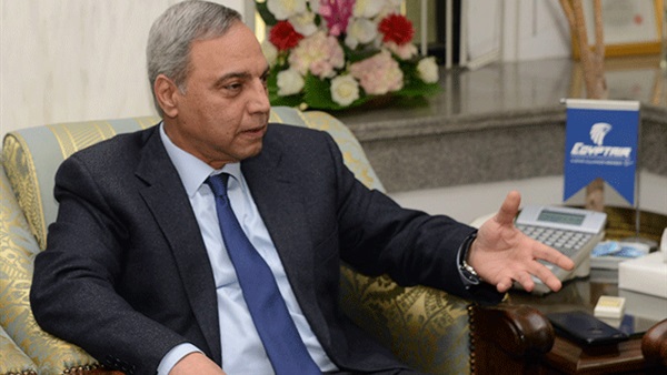 صفوت مسلم رئيس الشركة القابضة لمصر للطيران