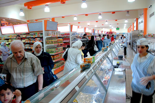 مجمع استهلاكي.. أرشيفية مجمع استهلاكي.. أرشيفية