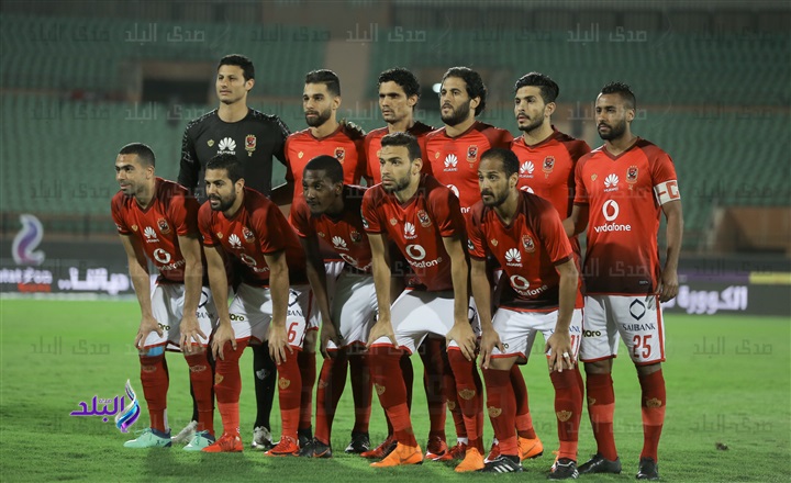 لاعبي الأهلي لاعبي الأهلي