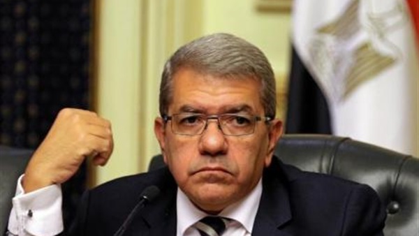وزير المالية عمرو الجارحي وزير المالية عمرو الجارحي