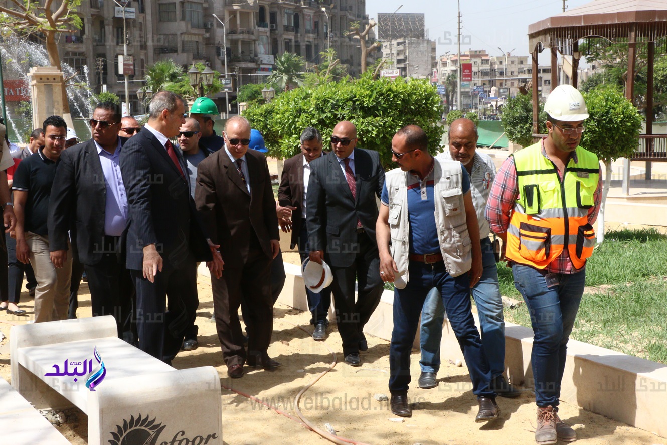 محافظ القاهرة يتفقد سير العمل بمشروع جراج روكسي