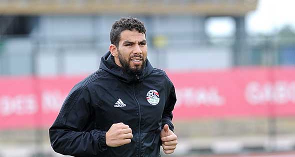 شريف إكرامى حارس الأهلى