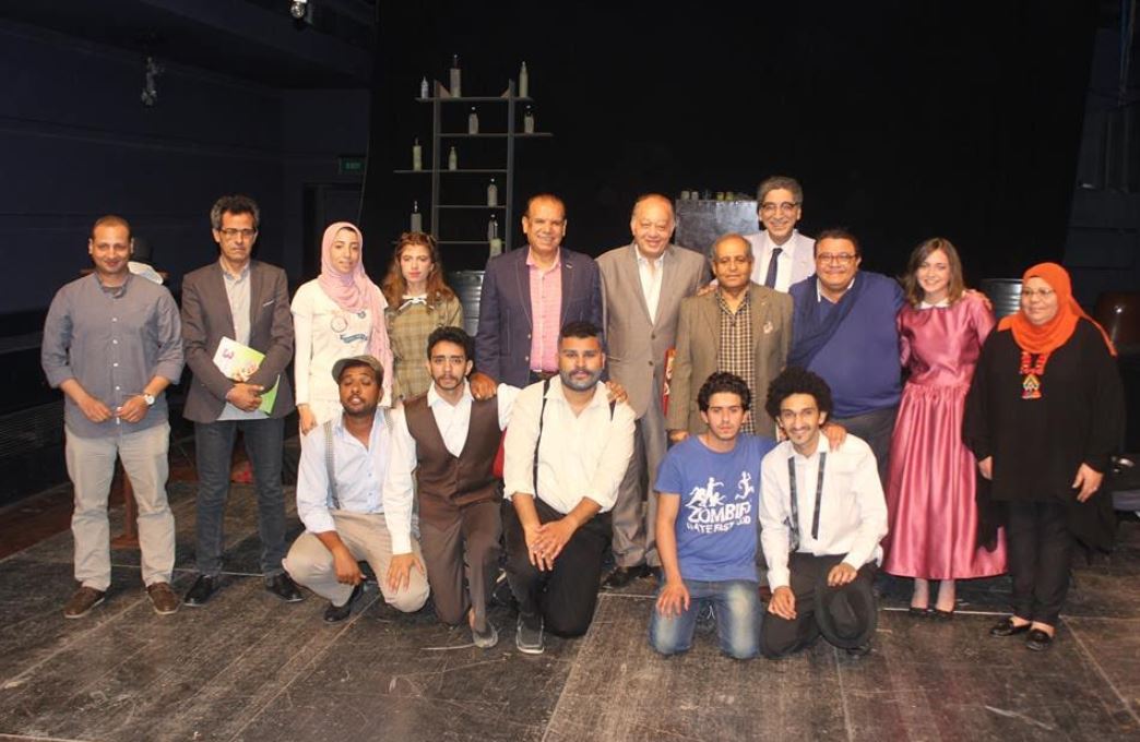 ما وراء الستار