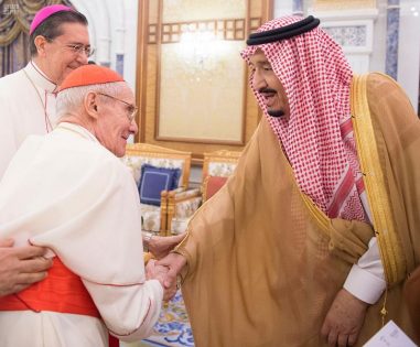 لملك سلمان يستقبل ثاني أرفع مسئول بالفاتيكان لملك سلمان يستقبل ثاني أرفع مسئول بالفاتيكان