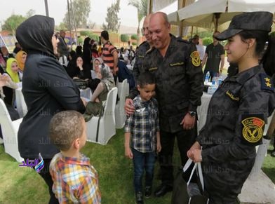إحتفالية لأسر الشهداء بنادى الأمن المركزى إحتفالية لأسر الشهداء بنادى الأمن المركزى