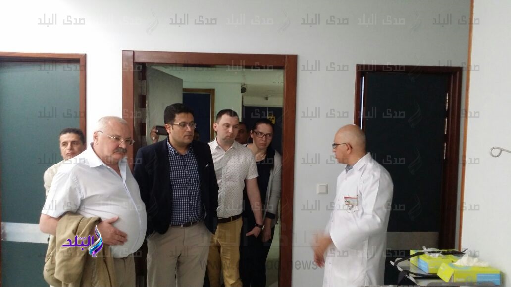وفد روسى فى زيارة لمركز الكلى بجامعة المنصورة