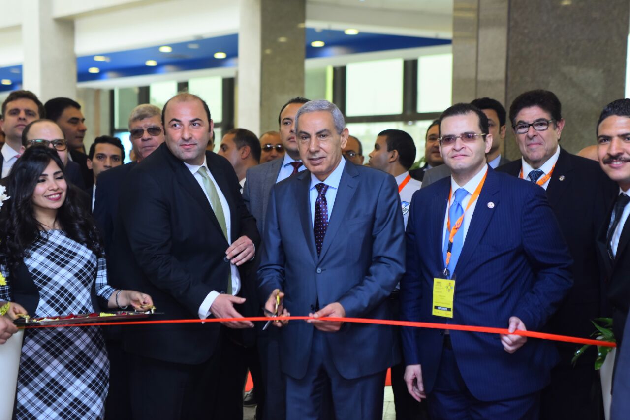 جانب من المعرض 