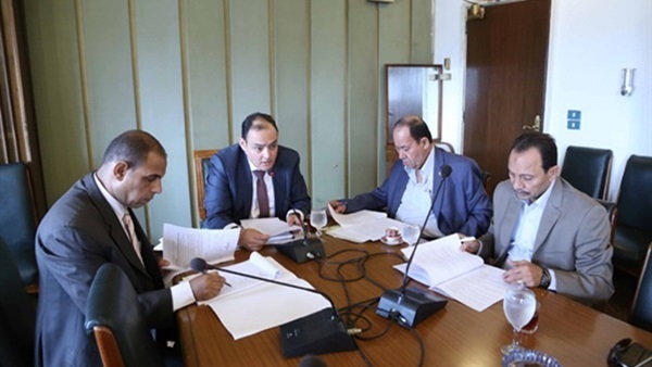 لجنة الصناعة بالبرلمان