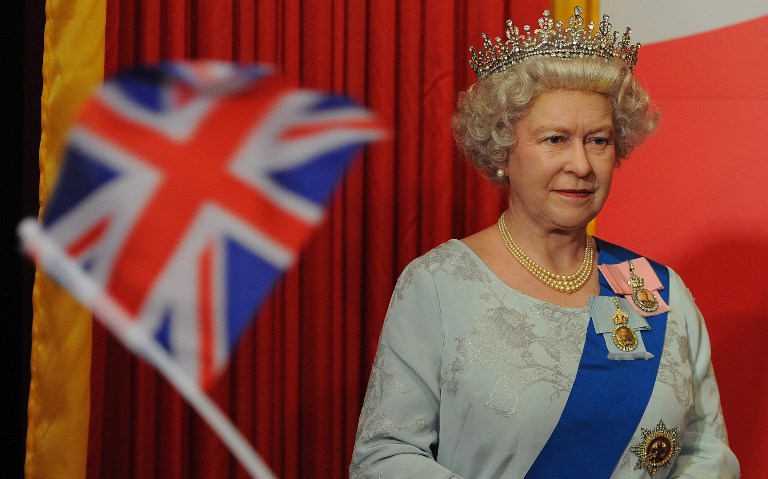 الملكة إليزابيث