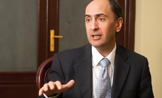 هينادي لاتي