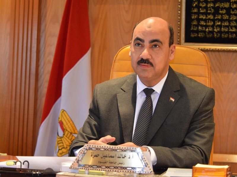 رئيس جامعة الفيوم يهنئ الشعب المصري بأعياد تحرير سيناء رئيس جامعة الفيوم يهنئ الشعب المصري بأعياد تحرير سيناء