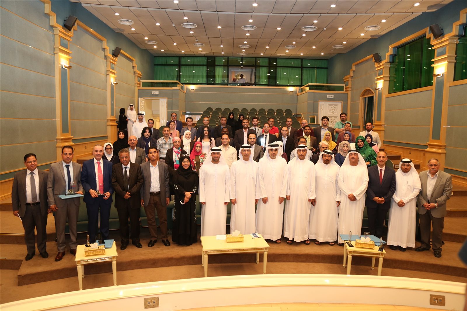 تكريم الفائزين في جائزة الإبداع العربي