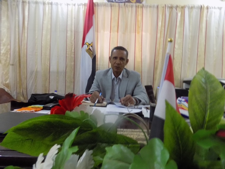 المهندس عادل عباس رئيس مركز بلاط بمحافظة الوادي الجديد المهندس عادل عباس رئيس مركز بلاط بمحافظة الوادي الجديد