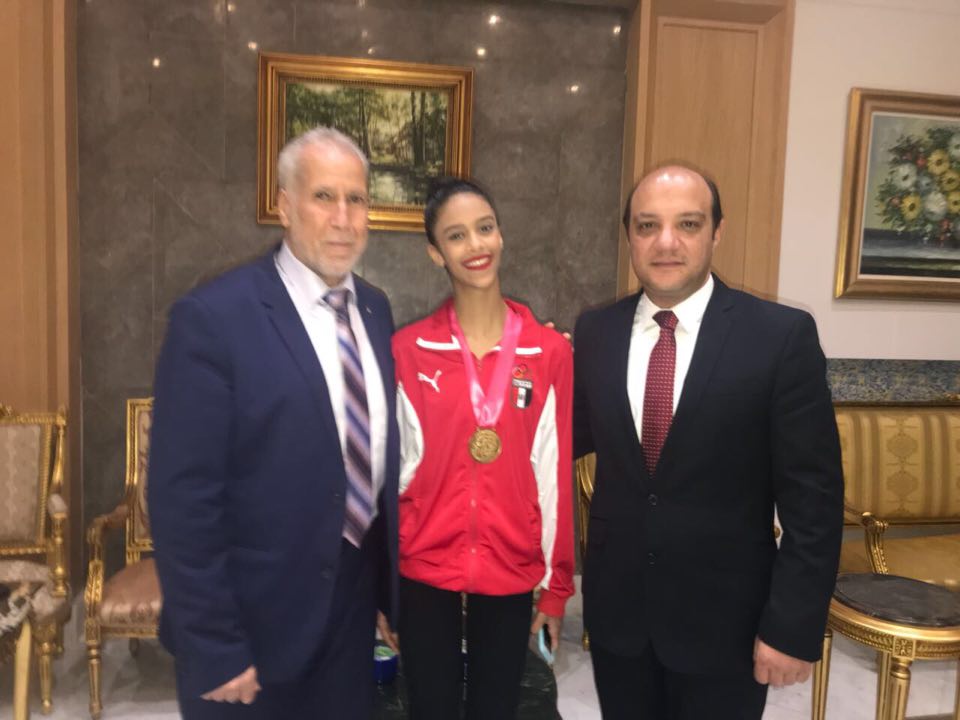 الاتحادين الافريقي والمصرى يكرمان بطلة الجمباز"تيا