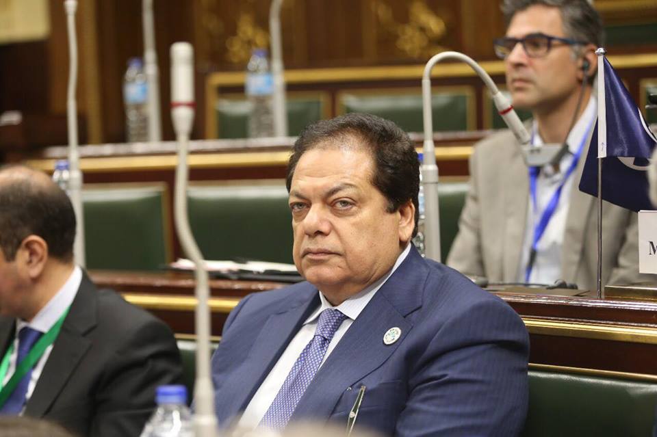 محمد أبوالعينين الرئيس الشرفى للبرلمان الأورومتوسطى محمد أبوالعينين الرئيس الشرفى للبرلمان الأورومتوسطى