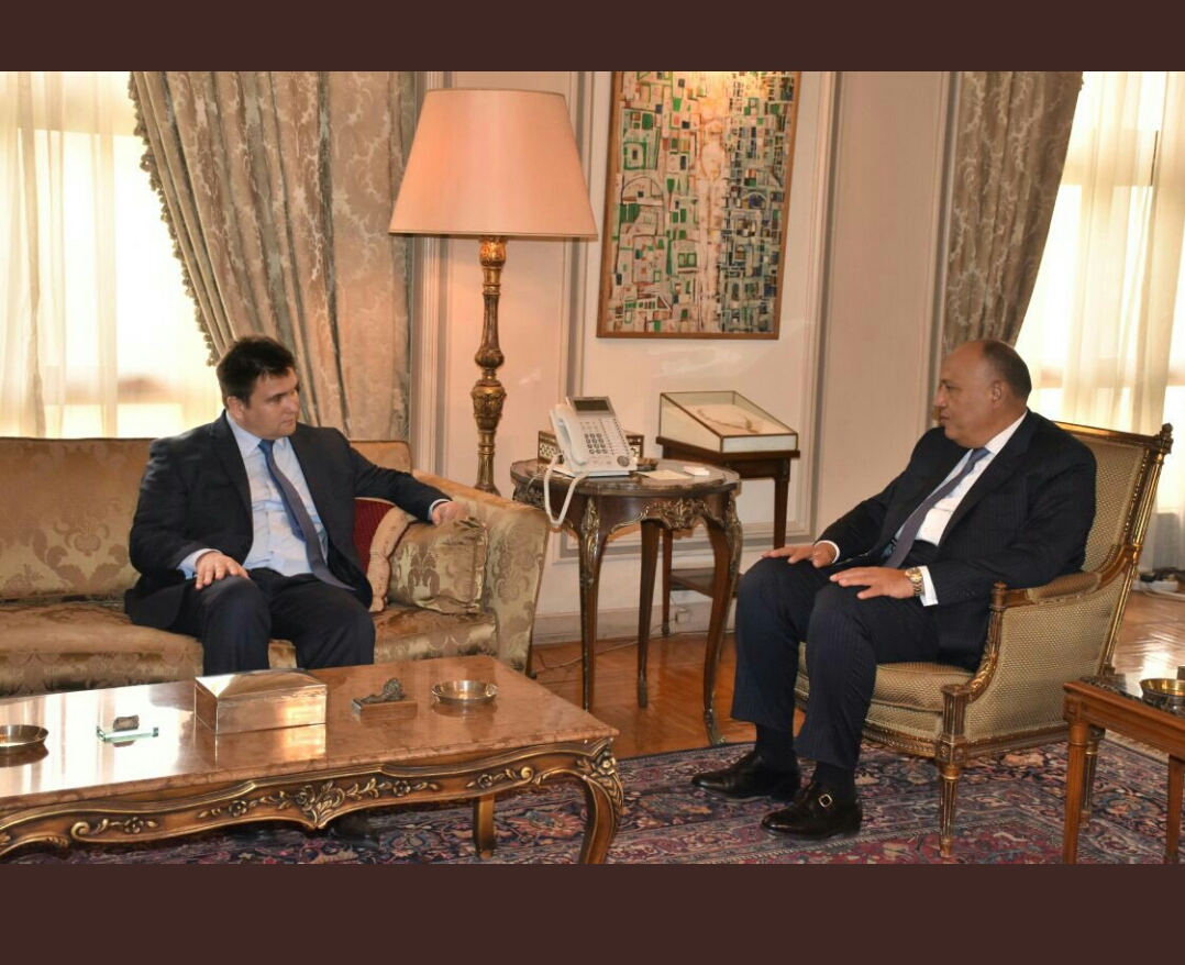 صورة من اللقاء