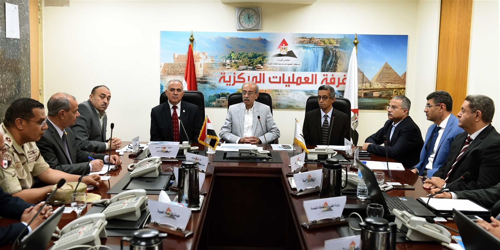 اجتماع داخل مجلس الوزراء _ أرشيفية اجتماع داخل مجلس الوزراء _ أرشيفية
