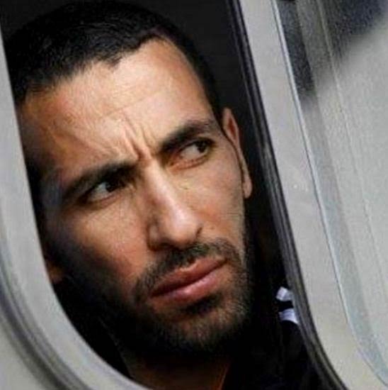 محمد أبو تريكة لاعب النادى الاهلى السابق