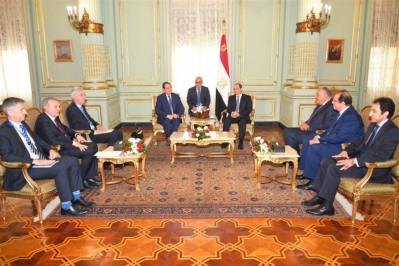 الرئيس السيسي مع نظيريه القبرصي الرئيس السيسي مع نظيريه القبرصي