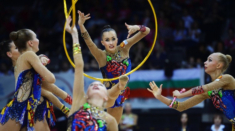 جانب من منافسات الجمباز 