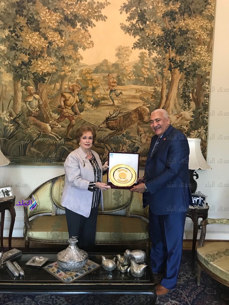 جيهان السادات