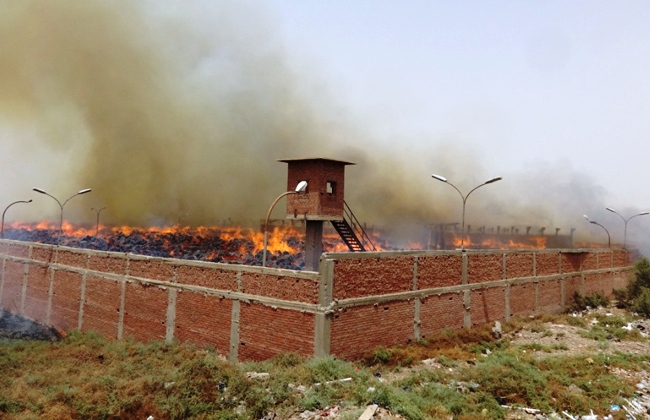 حريق مصنع الخشب الحبيبى بكوم أمبو