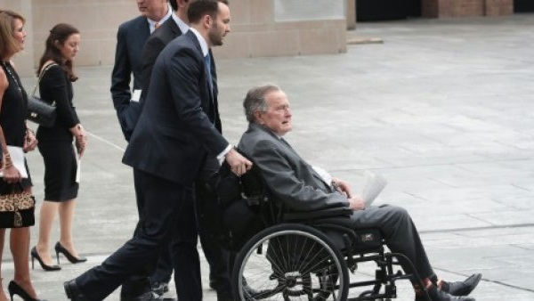 جورج بوش الأب