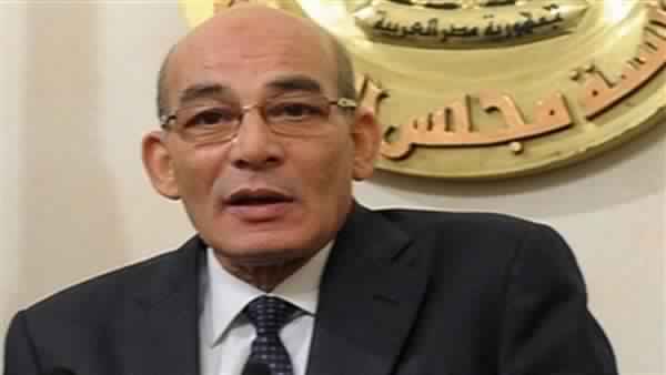 الدكتور عبد المنعم البنا وزير الزراعة الدكتور عبد المنعم البنا وزير الزراعة