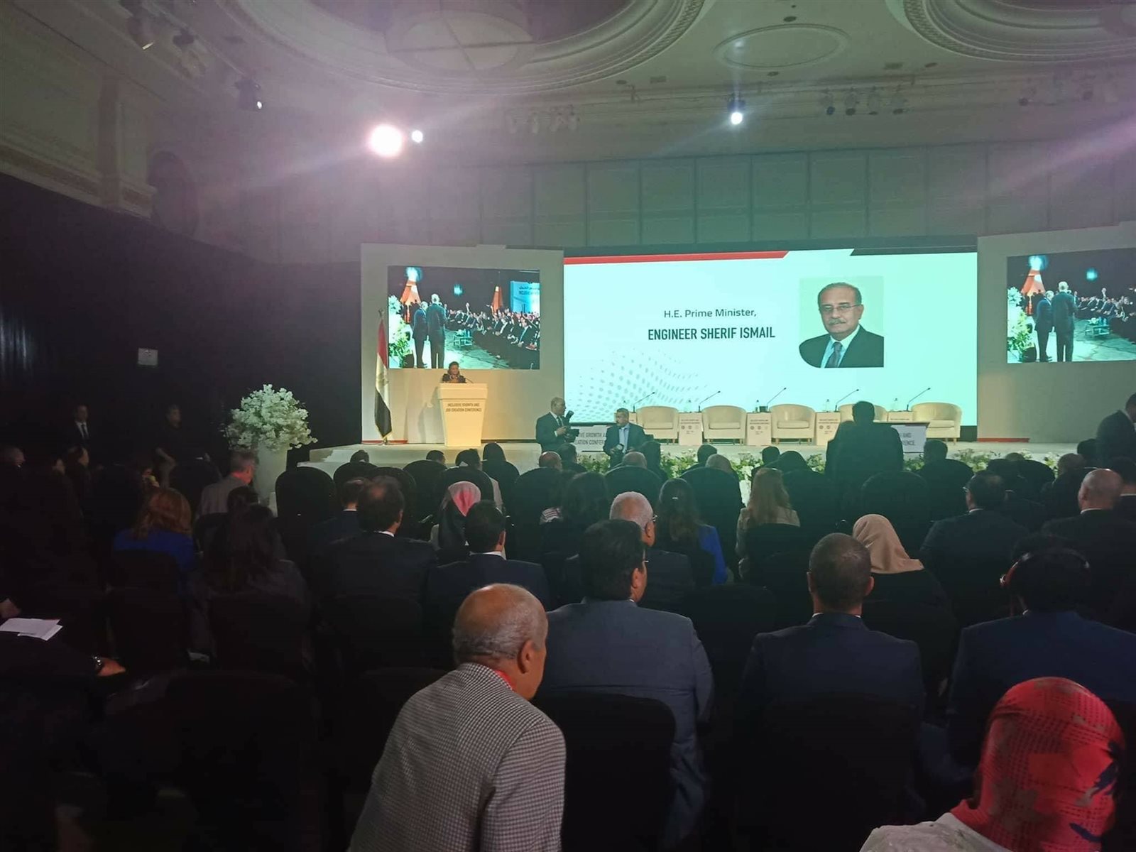 خلال المؤتمر خلال المؤتمر
