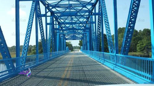 غضب من طلاء كوبرى القطار