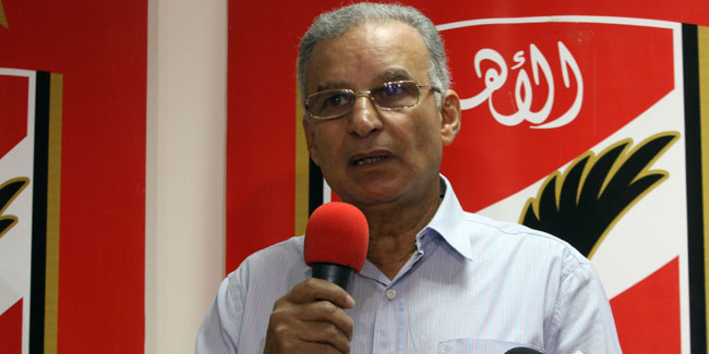 عبد العزيز عبد الشافي المدير الرياضي للنادي الأهلي