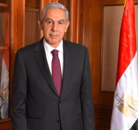 طارق قابيل وزير الصناعة طارق قابيل وزير الصناعة