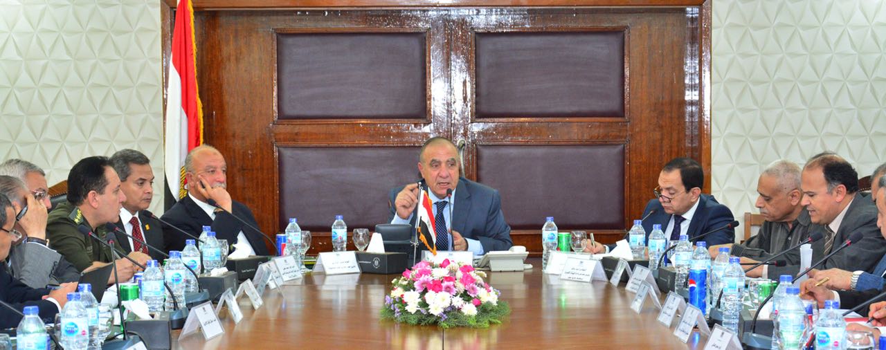 وزير التنمية المحلية