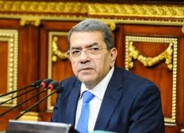 عمرو الجارحى وزير المالية عمرو الجارحى وزير المالية