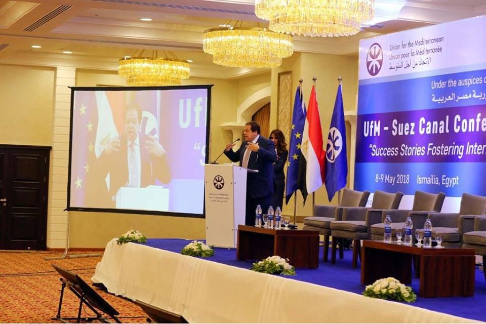 رجل الاعمال محمد أبو العنيين 