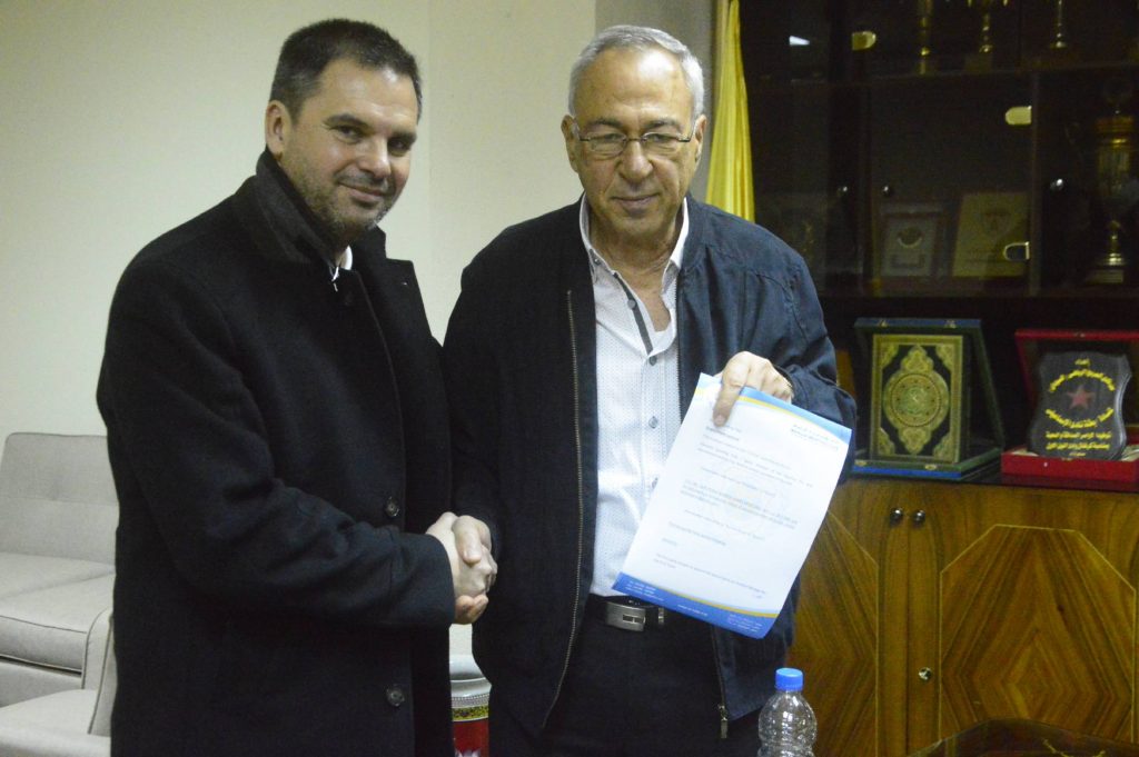 بيدرو مدرب الإسماعيل مع رئيس النادى 