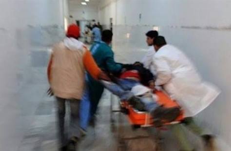صورة أرشيفية - نقل مصابين صورة أرشيفية - نقل مصابين