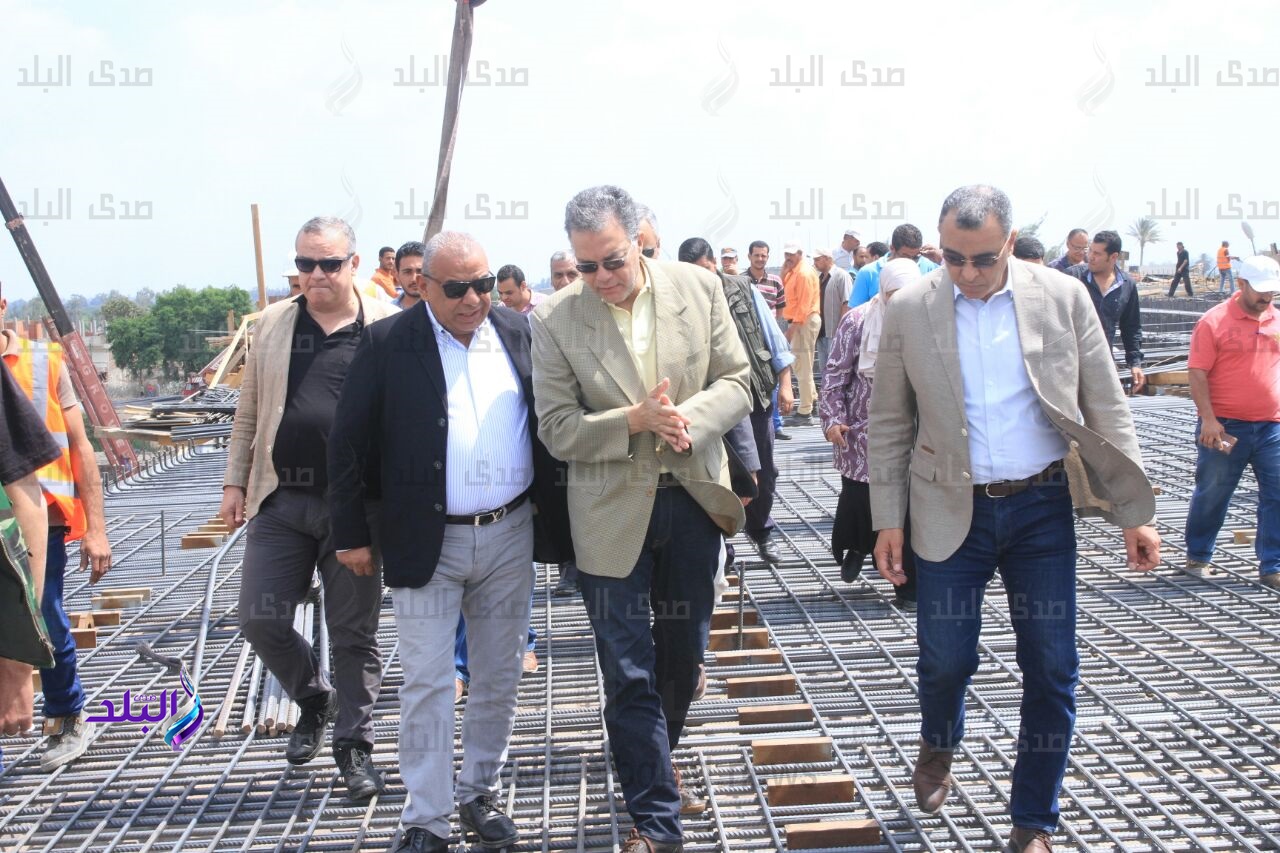 وزير النقل يتفقد القطاعات المختلفة للطريق الدائري الاقليمي