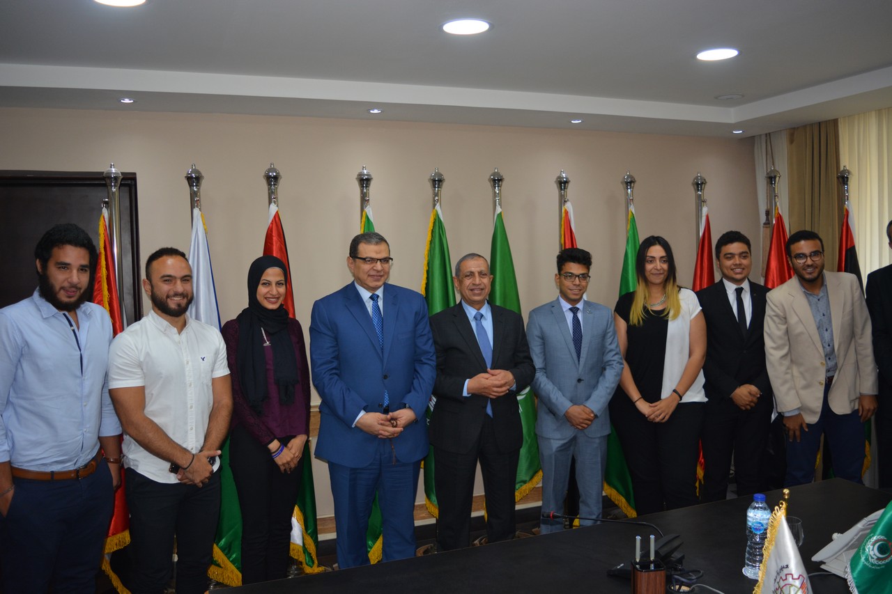 صورة من عملية التوقيع