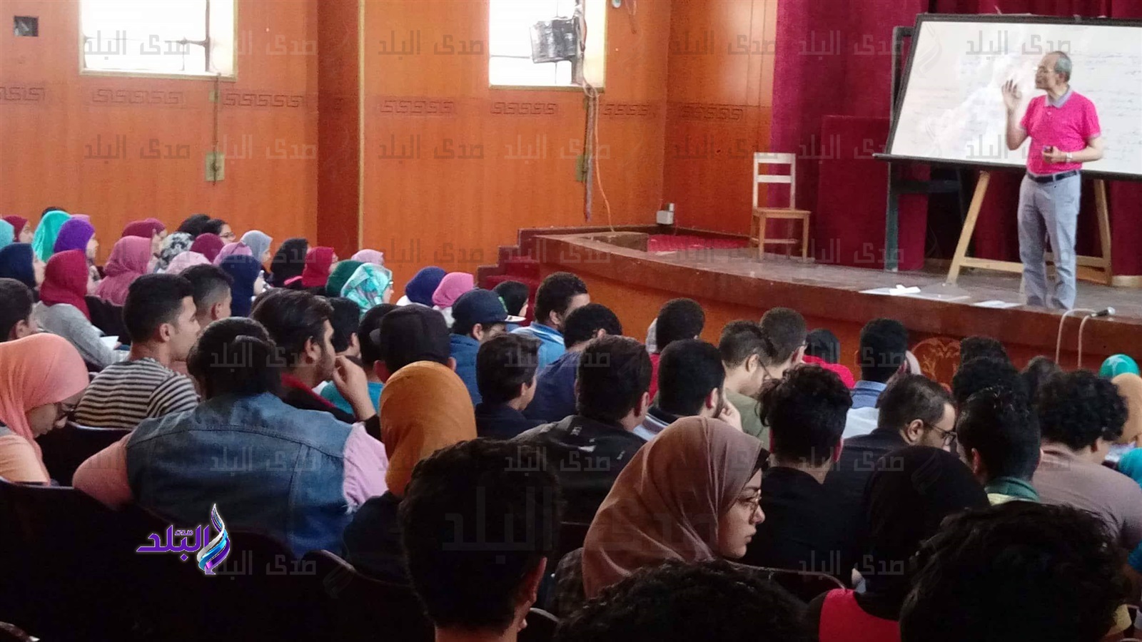 خبراء القوافل والمواد التعليمية المجانية ببورسعيد