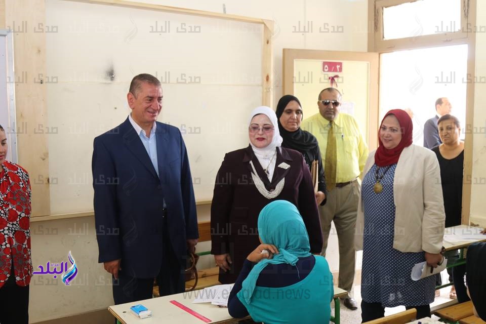 محافظ كفر الشيخ يتفقد امتحانات الشهادة الإعدادية