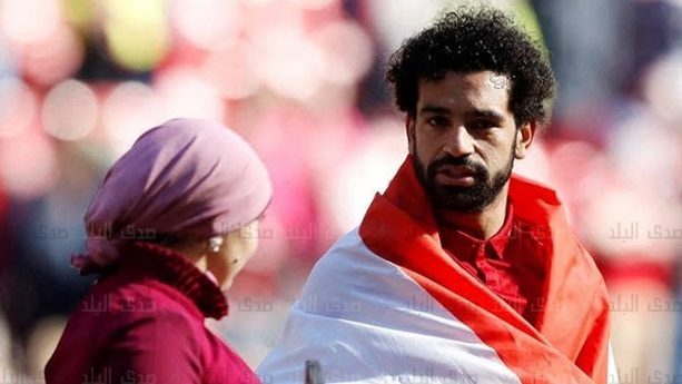 محمد صلاح وزوجته