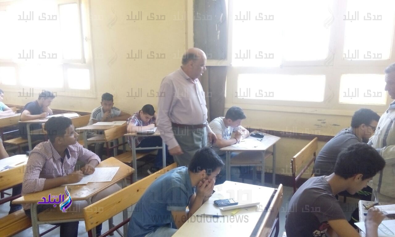 وكيل تعليم الغربية يتابع امتحانات الشهادة الإعدادية
