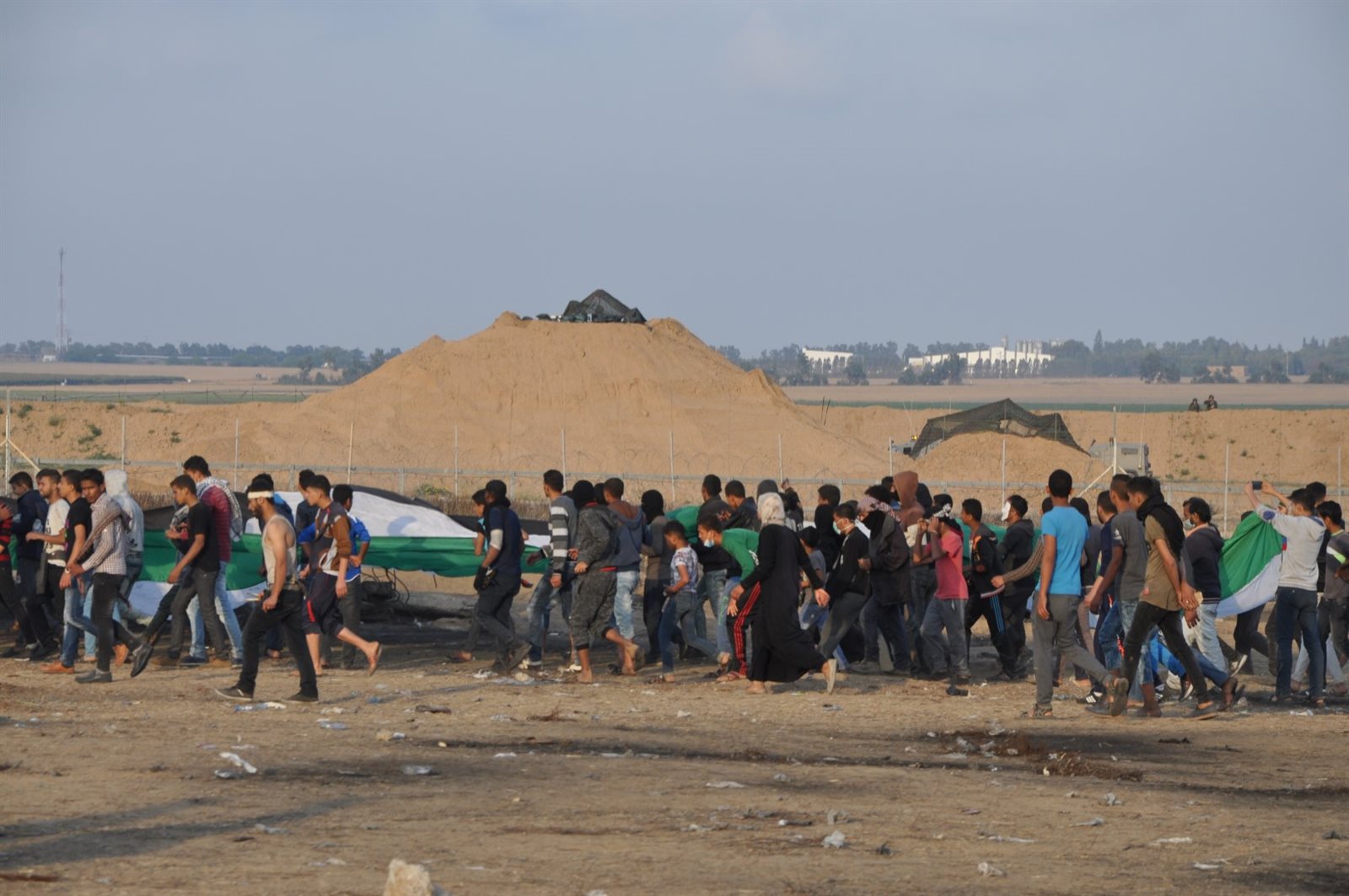 استهداف المدنيين الفلسطينيين استهداف المدنيين الفلسطينيين
