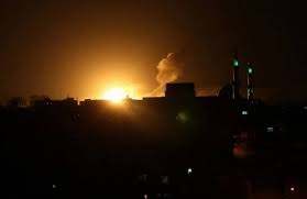 جيش الاحتلال يقصف 7 مواقع بقطاع غزة