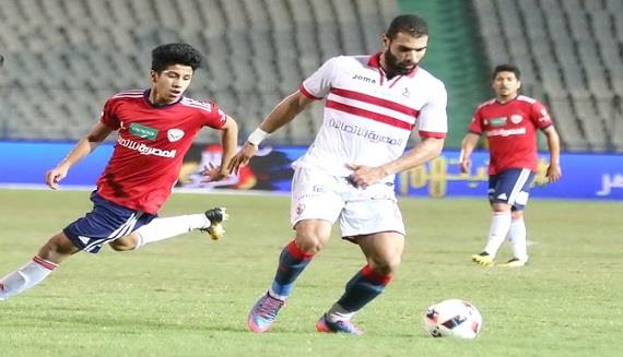 محمود عبدالعزيز 