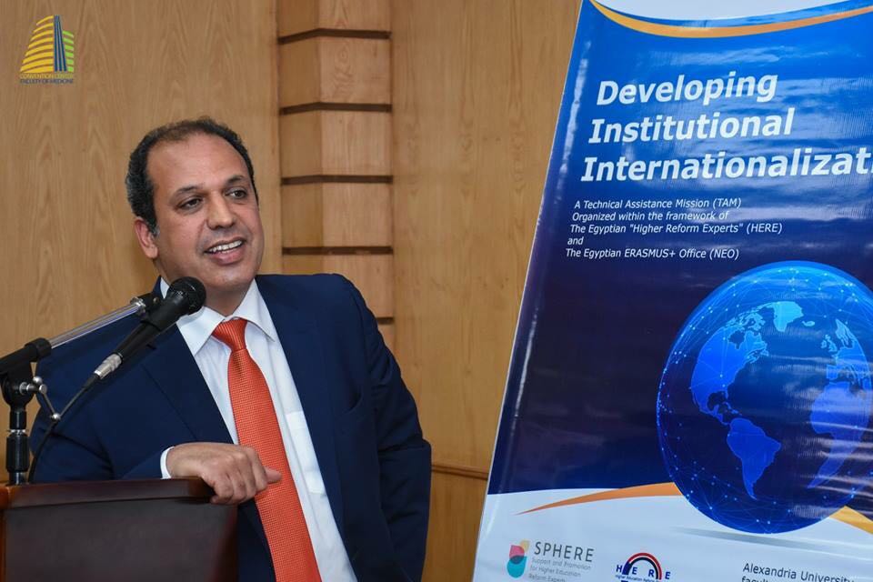 الدكتور محمد لطفي الدكتور محمد لطفي