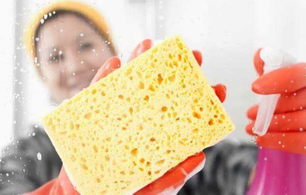 عاملة نظافة بيوت