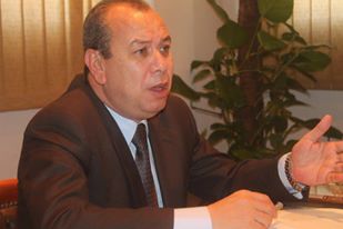 الدكتور اسماعيل عبد الحميد طه محافظ دمياط